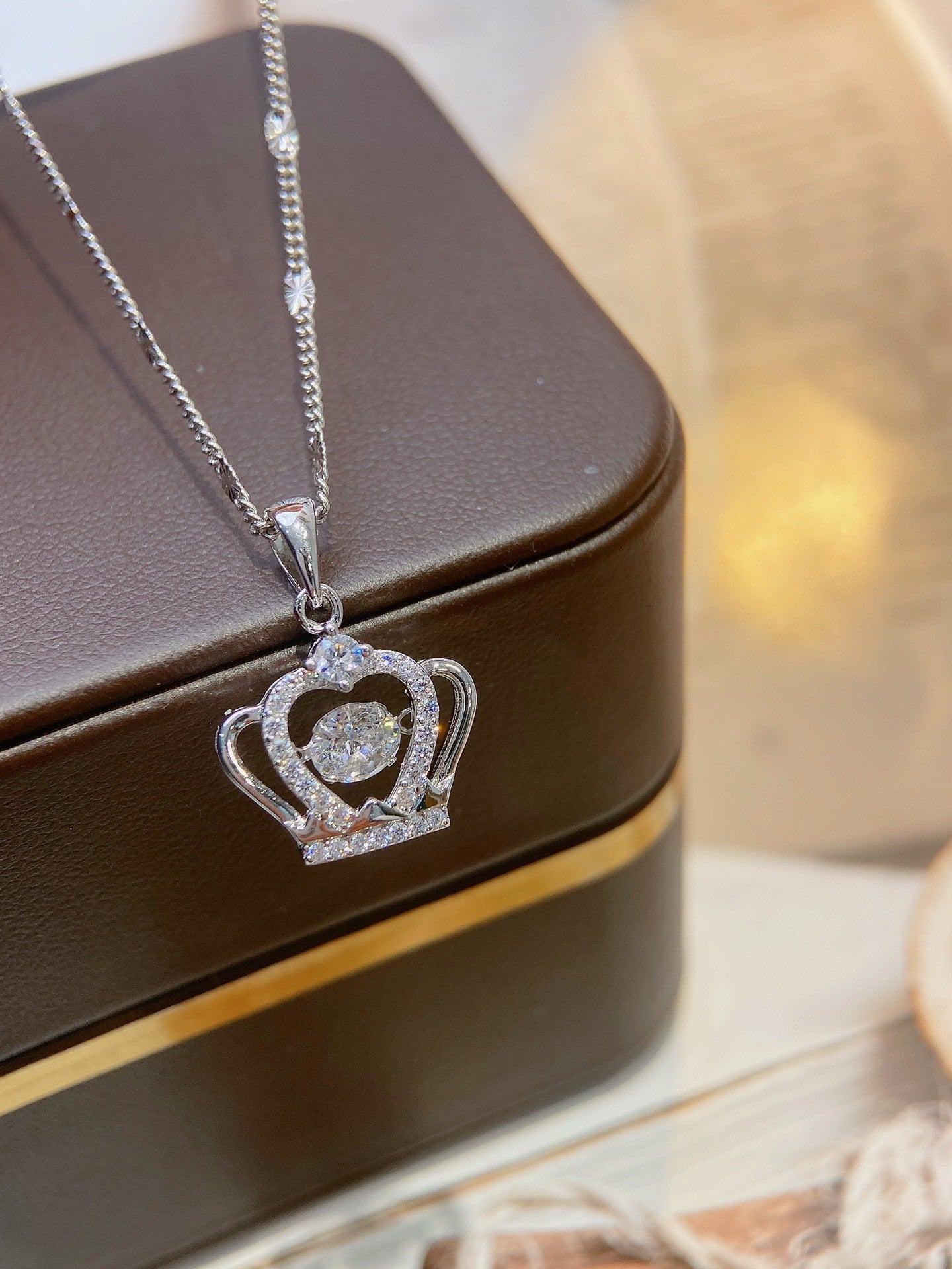 b06dd61e-5b98-4425-9027-a3eedfb88890